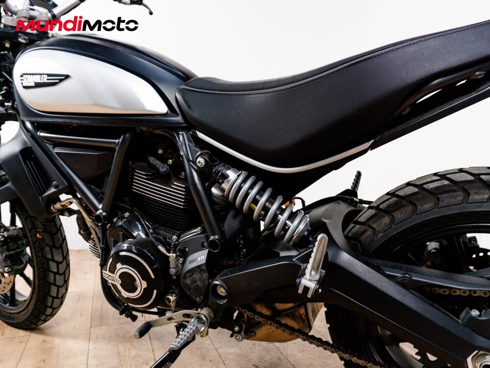 Ducati Scrambler 800 Icon Dark (2020) (10)