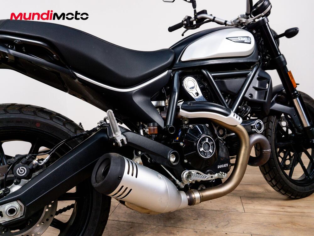 Ducati Scrambler 800 Icon Dark (2020) (4)