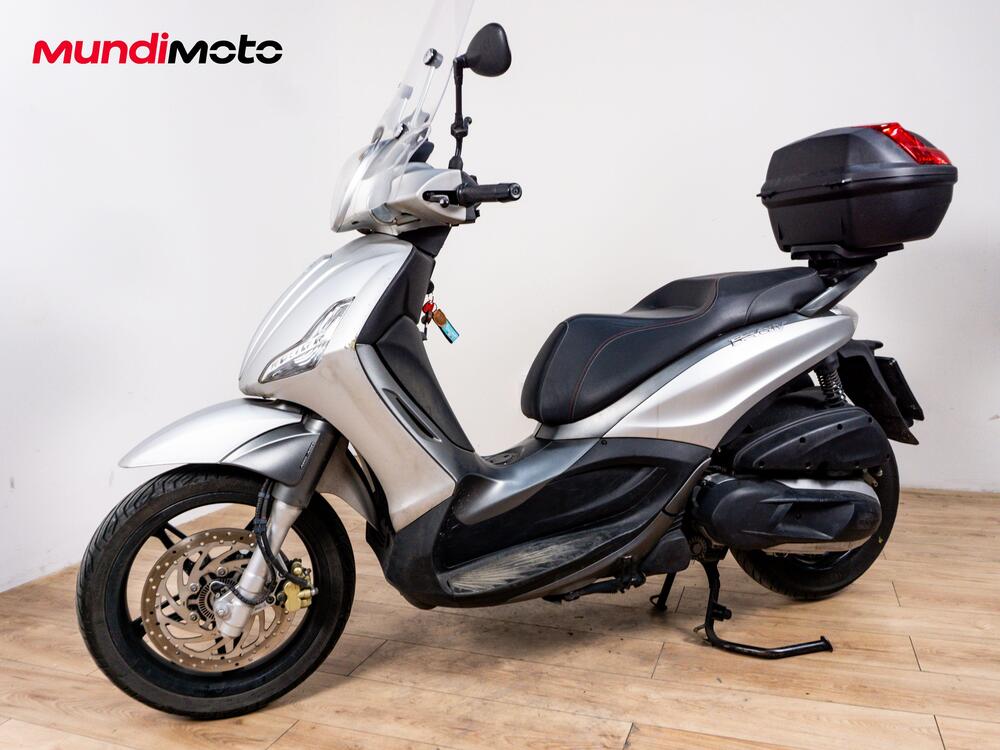 Piaggio Beverly 350 SportTouring ie ABS (2011 - 17) (8)