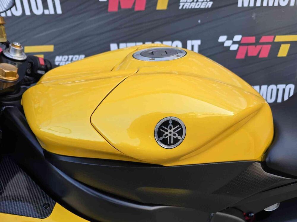 Yamaha YZF R6 (2006 - 07) (21)