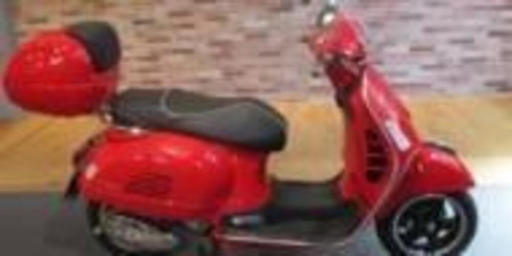 Vespa GTS 300 ABS (2014 - 16) (4)