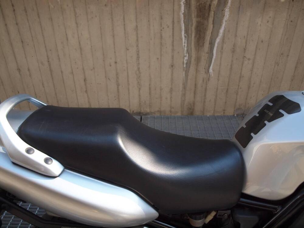 Yamaha FZS 600 Fazer S (2000 - 04) (5)