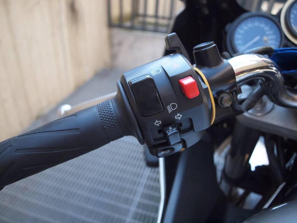 Yamaha FZS 600 Fazer S (2000 - 04) (11)