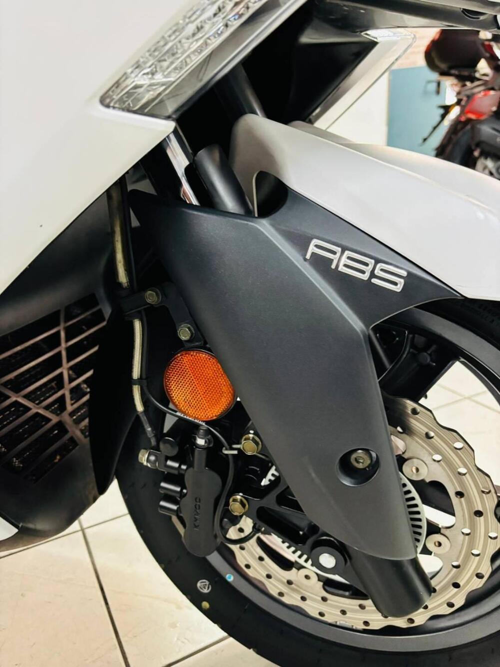 Kymco Downtown 125i ABS E4 (2016 - 19) (2)