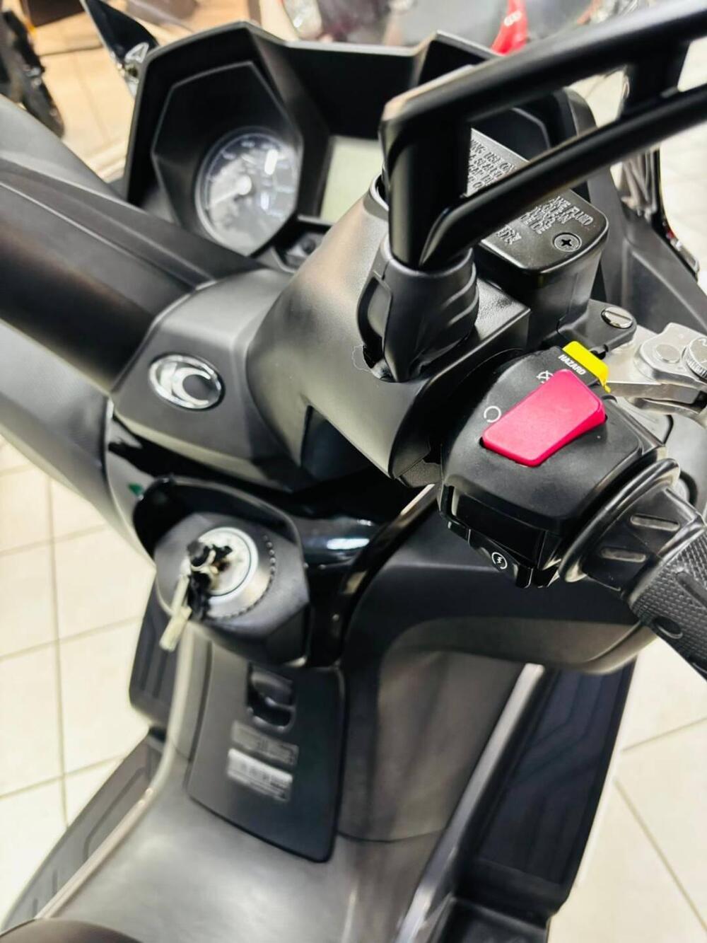 Kymco Downtown 125i ABS E4 (2016 - 19) (7)