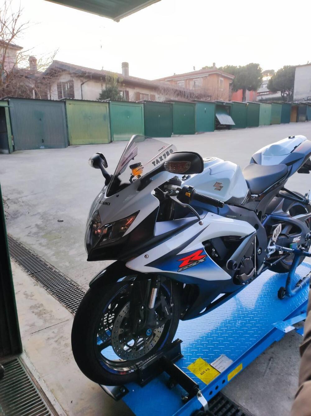 Suzuki GSX R 750 (2008 - 10) (9)