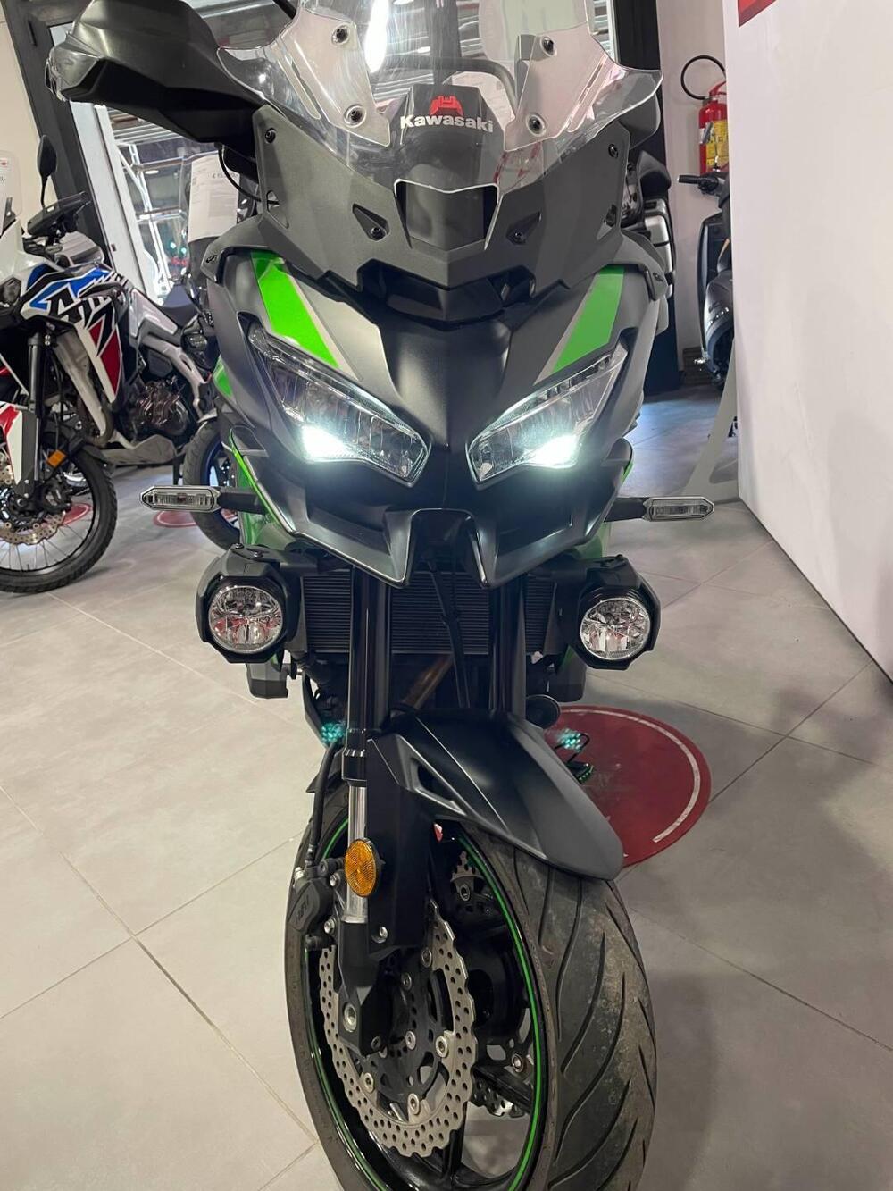 Kawasaki Versys 650 Grand Tourer (2025 - 26) (3)