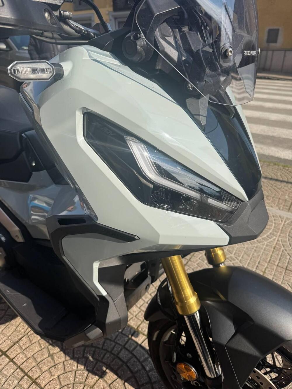Honda X-ADV 750 DCT (2021 - 24) (2)