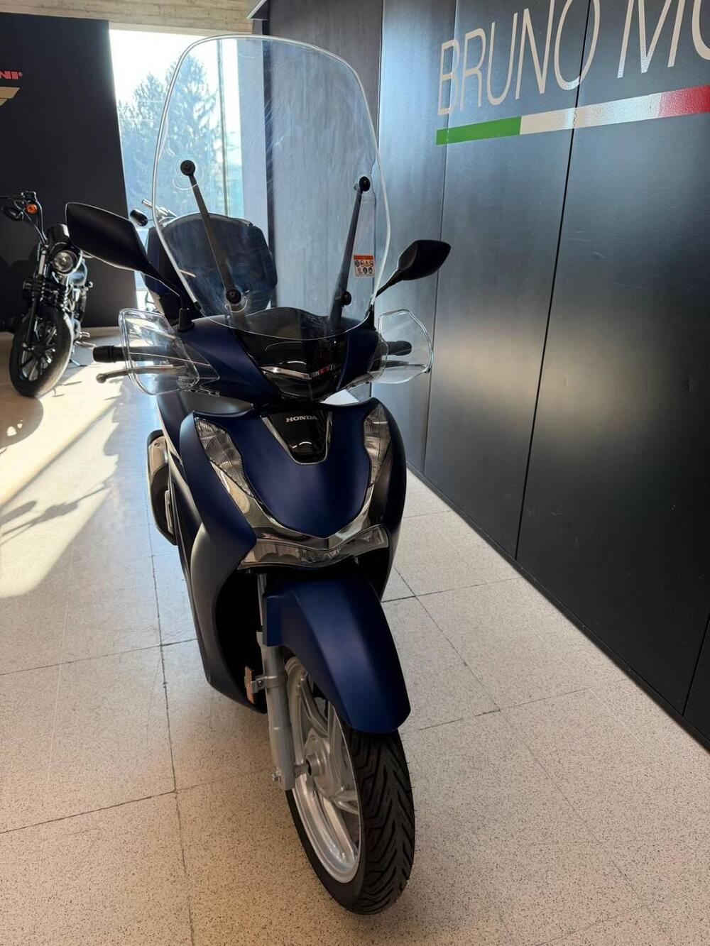 Honda SH 150i Sport (2022 - 23) (2)