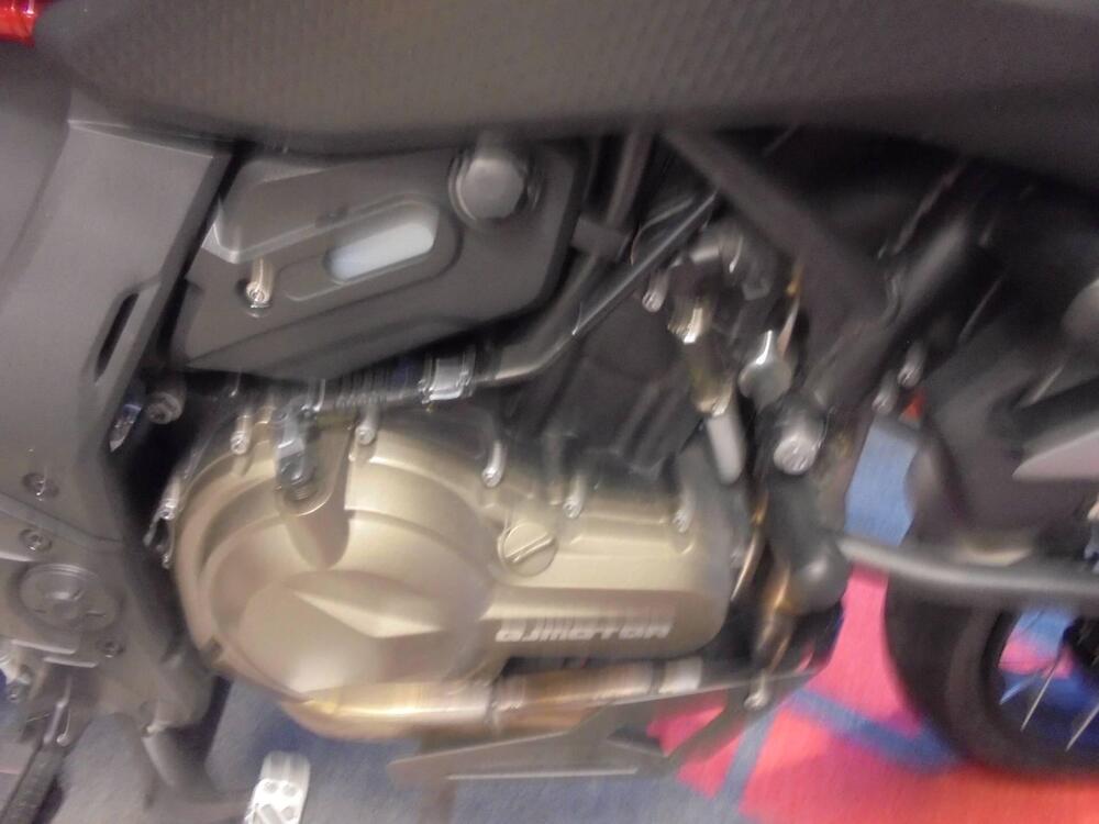 QJ Motor SRT 550 SX (2024) (5)