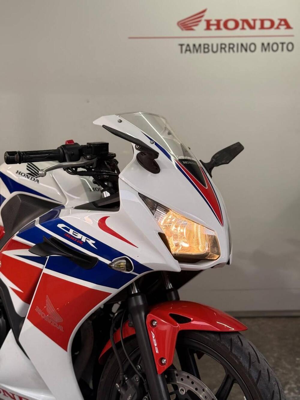 Honda CBR 300 R ABS (2014 - 17) (2)