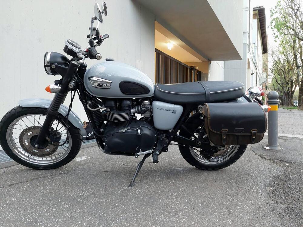 Triumph Scrambler (2006 - 17) (2)