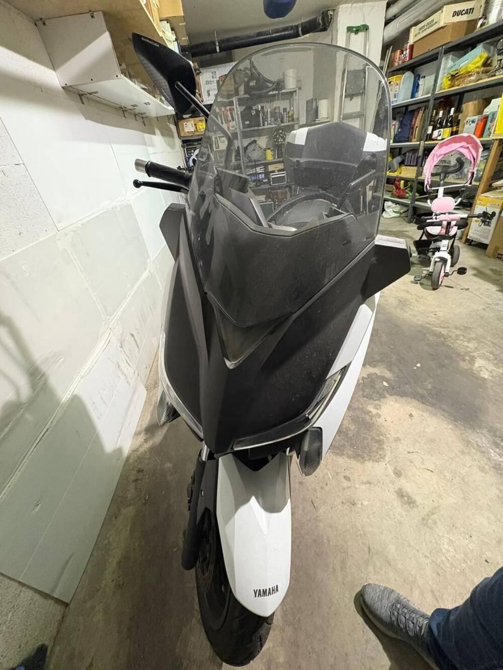 Yamaha X-Max 400 (2013 - 16) (2)