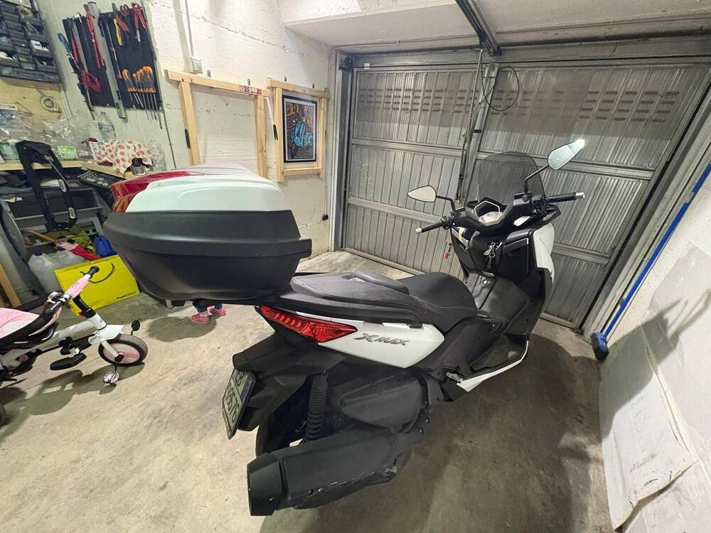 Yamaha X-Max 400 (2013 - 16) (3)