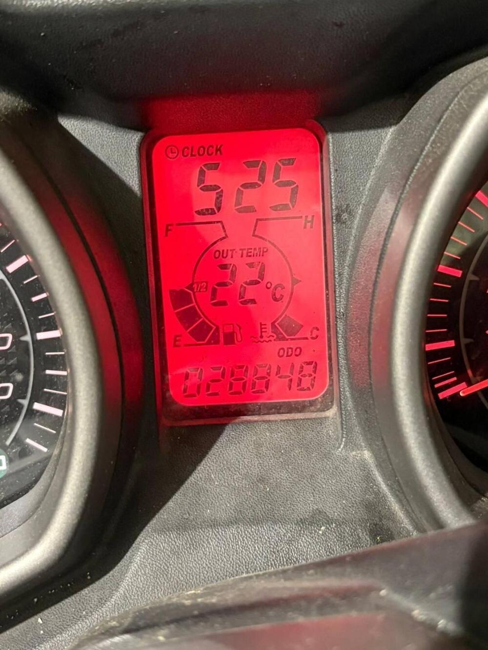 Yamaha X-Max 400 (2013 - 16) (5)