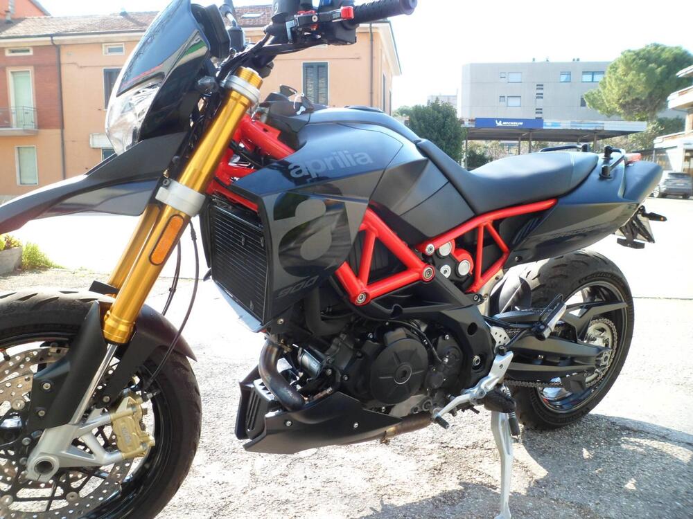Aprilia Dorsoduro 900 (2017 - 20) (4)