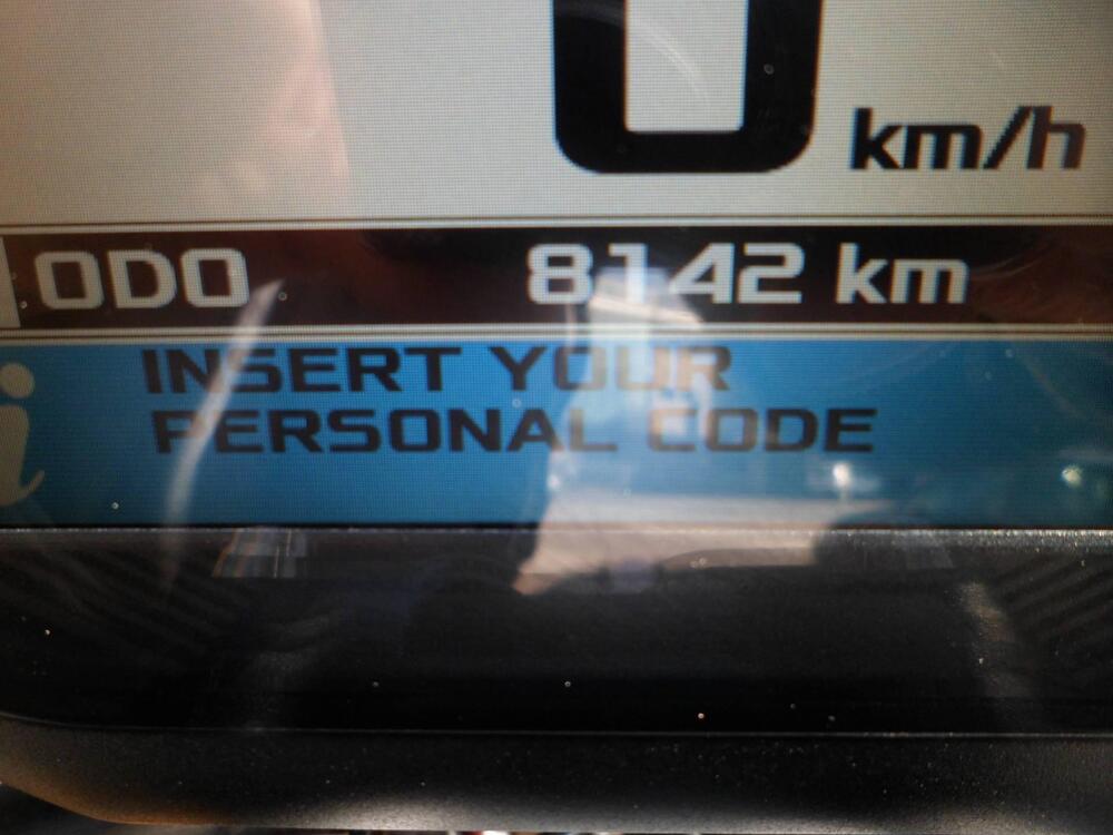 Aprilia Dorsoduro 900 (2017 - 20) (8)