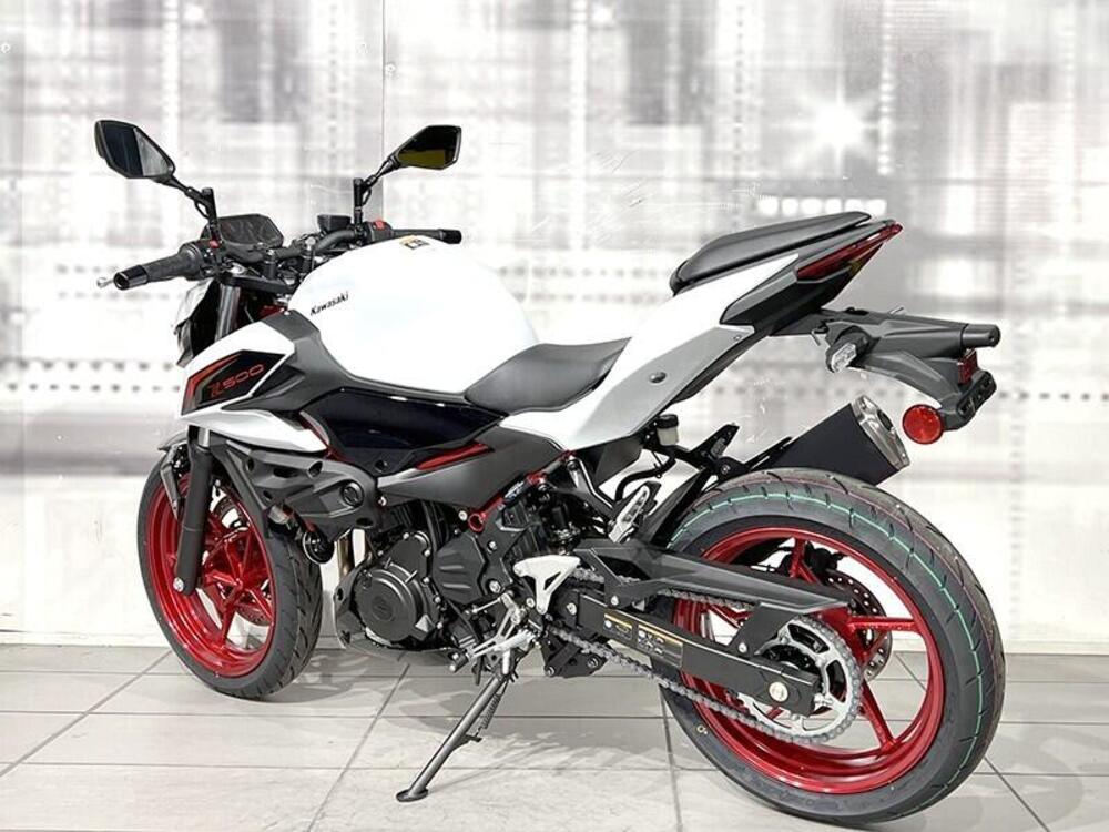 Kawasaki Z 500 SE (2024 - 26) (2)