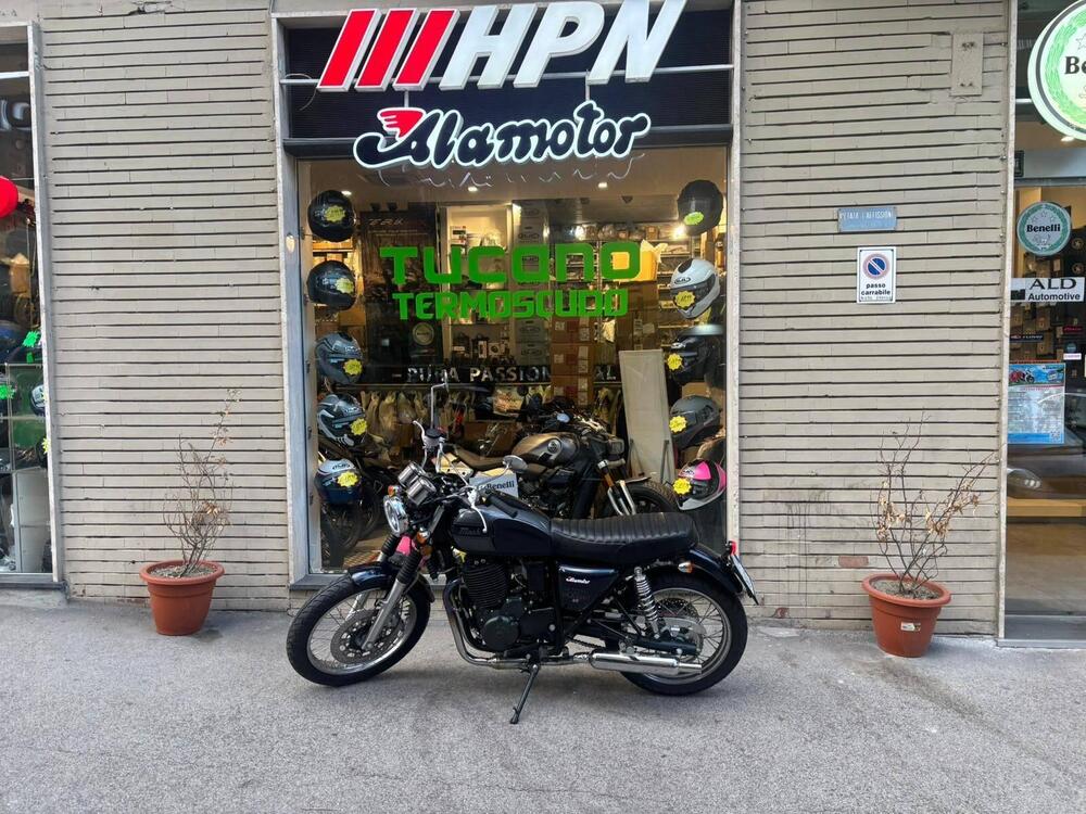 Mash Italia Six Hundred 650 (2021 - 25) (3)