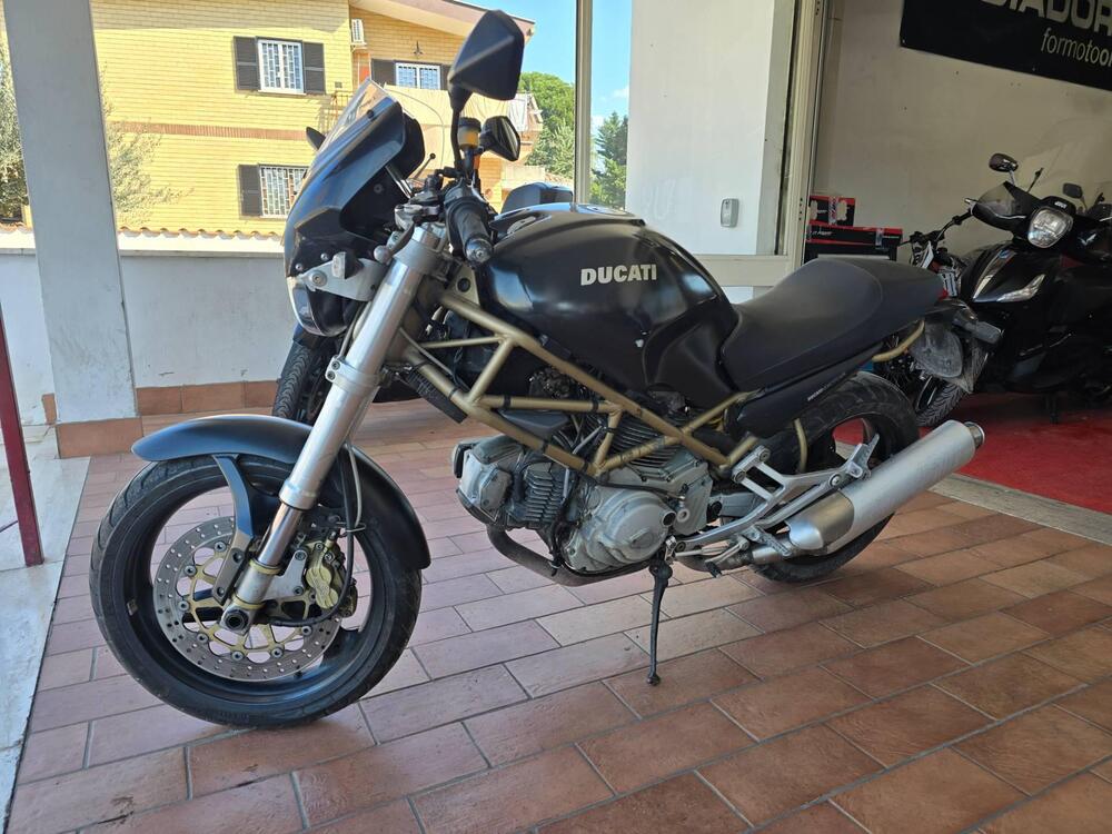 Ducati Monster 600 Dark (1998 - 01) (3)