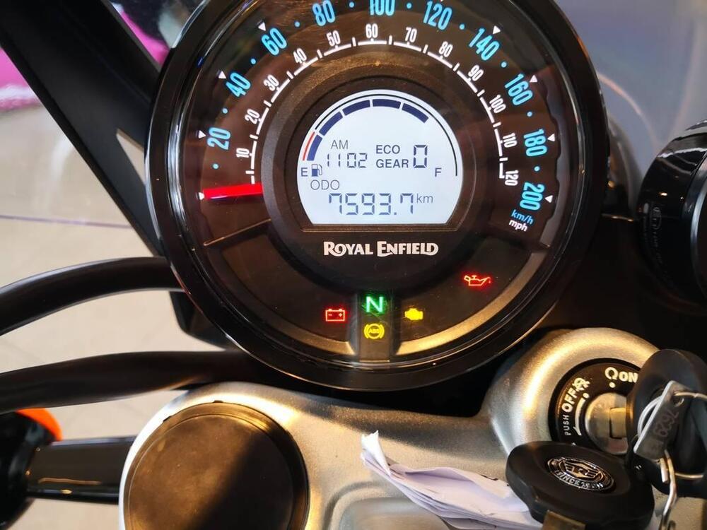 Royal Enfield Super Meteor 650 (2023 - 26) (13)