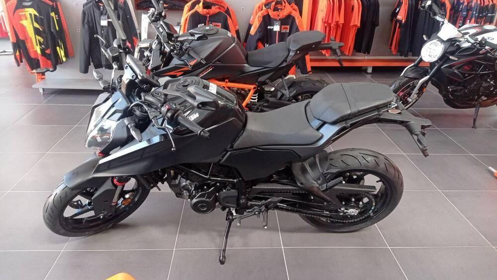 KTM 125 Duke (2026) (2)