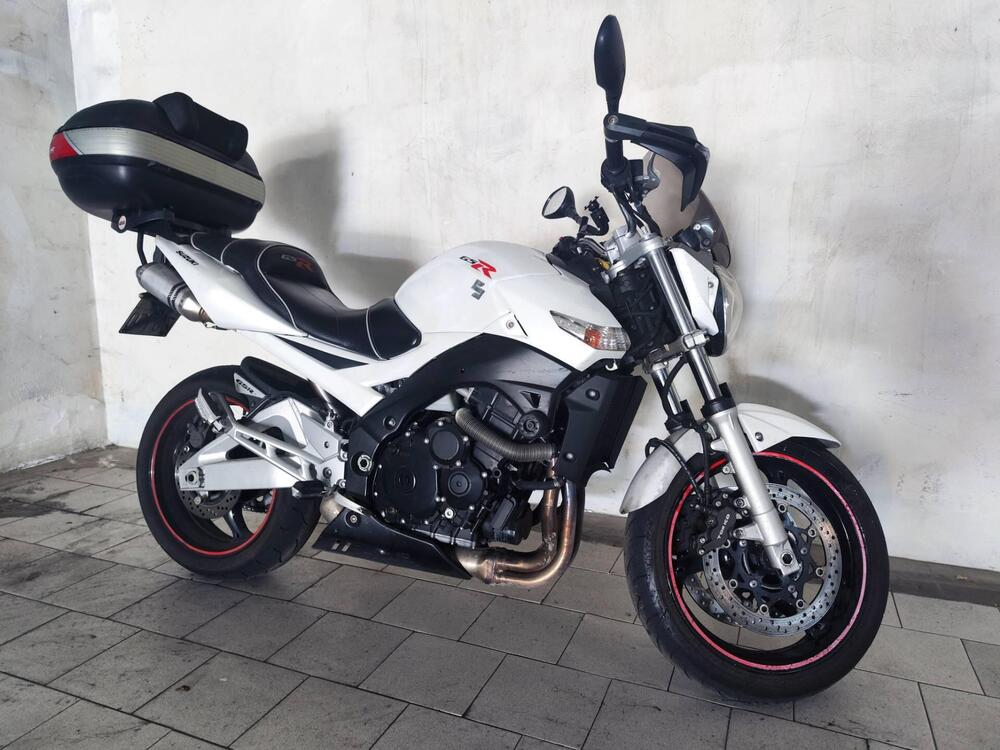 Suzuki GSR 600 (2006 - 11) (3)