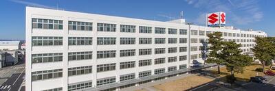 Suzuki accelera sull'elettrico e acquisita la divisione batterie allo stato solido di Kanadevia