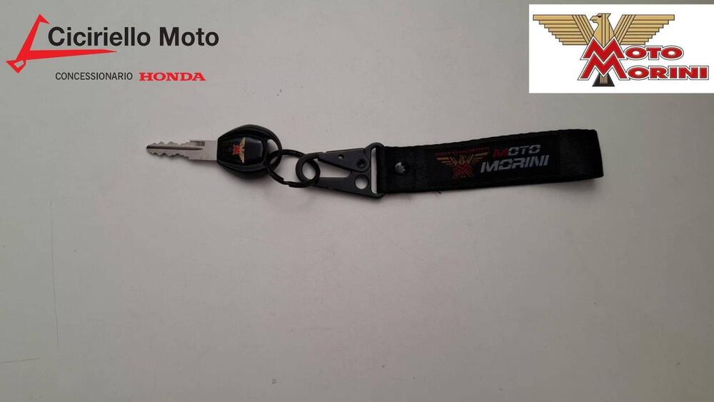 Moto Morini SEIEMMEZZO STR (2022 - 26) (4)