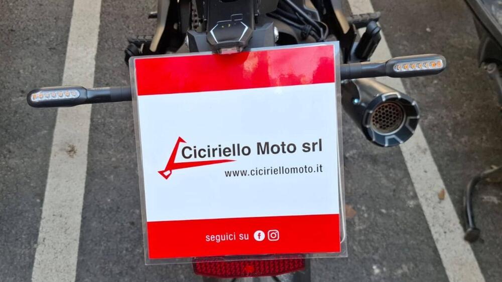 Moto Morini SEIEMMEZZO STR (2022 - 26) (8)