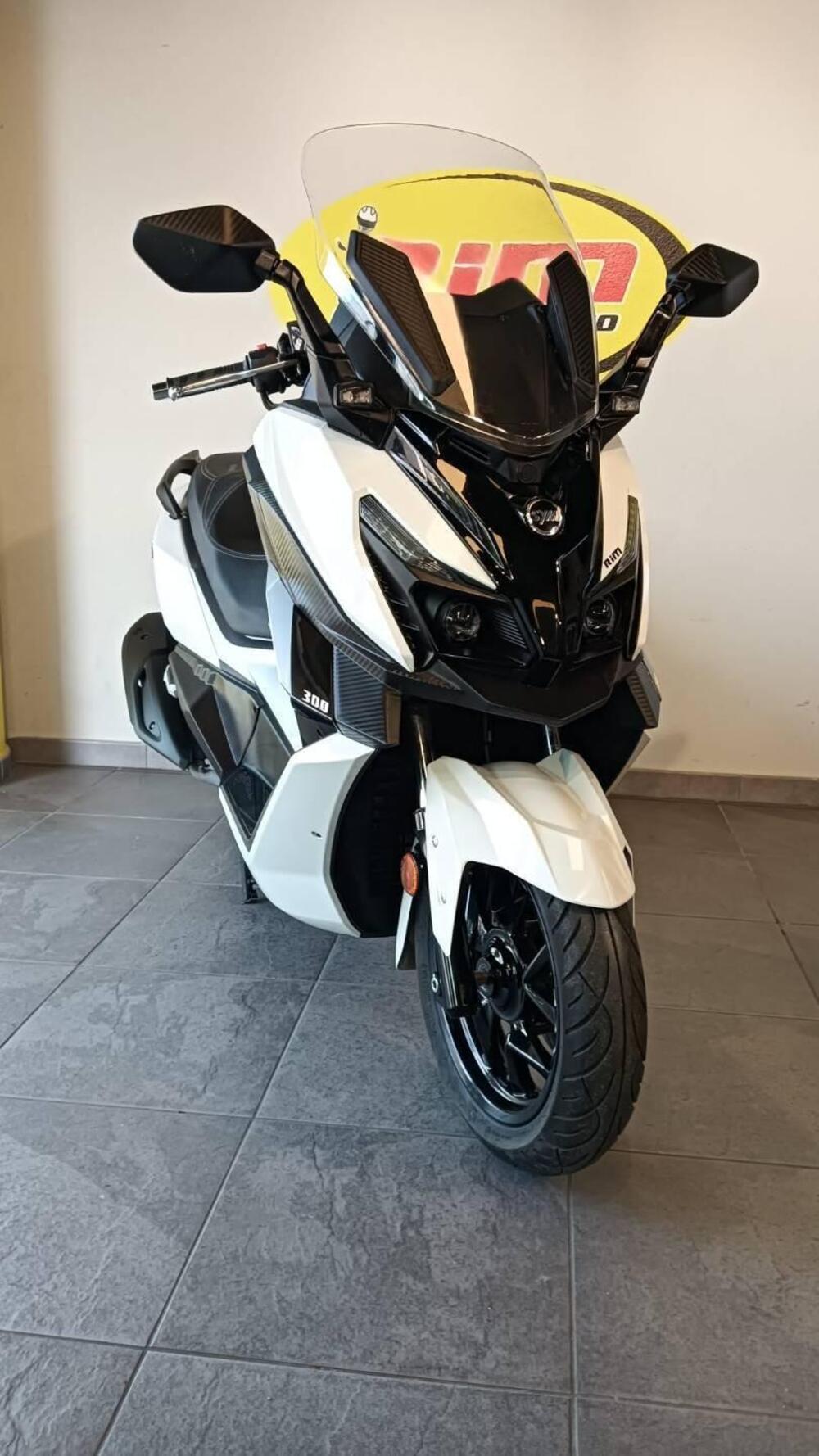 Sym Cruisym 300 (2021 - 24) (10)