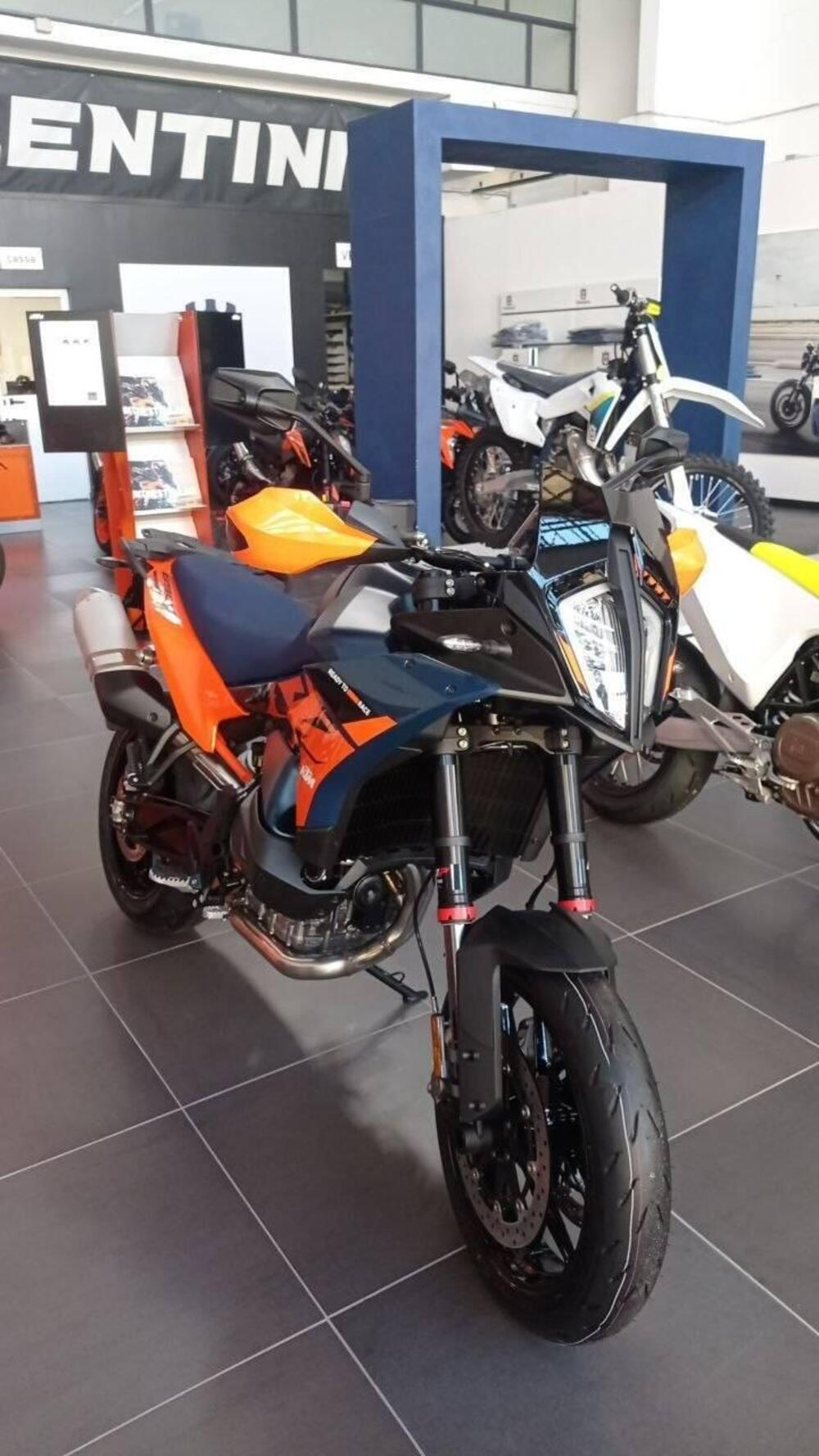 KTM 890 SMT (2026) (2)