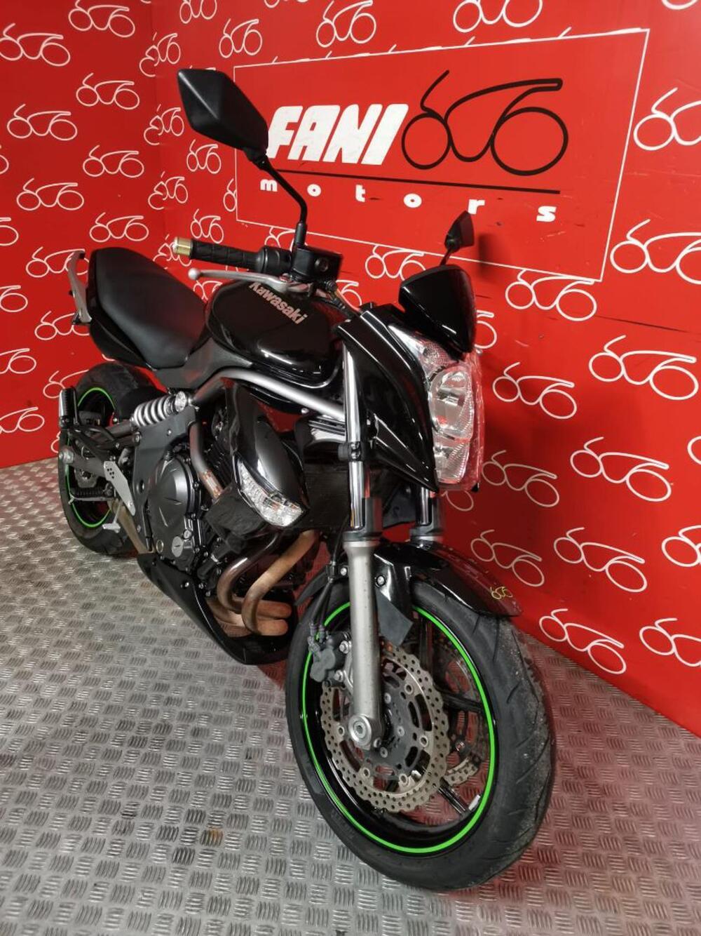 Kawasaki ER-6N (2009 - 11) (2)