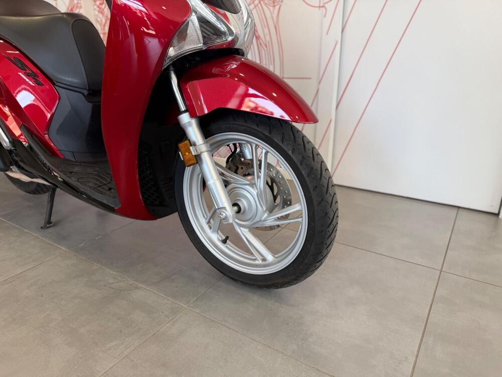 Honda SH 150i (2020 - 23) (9)