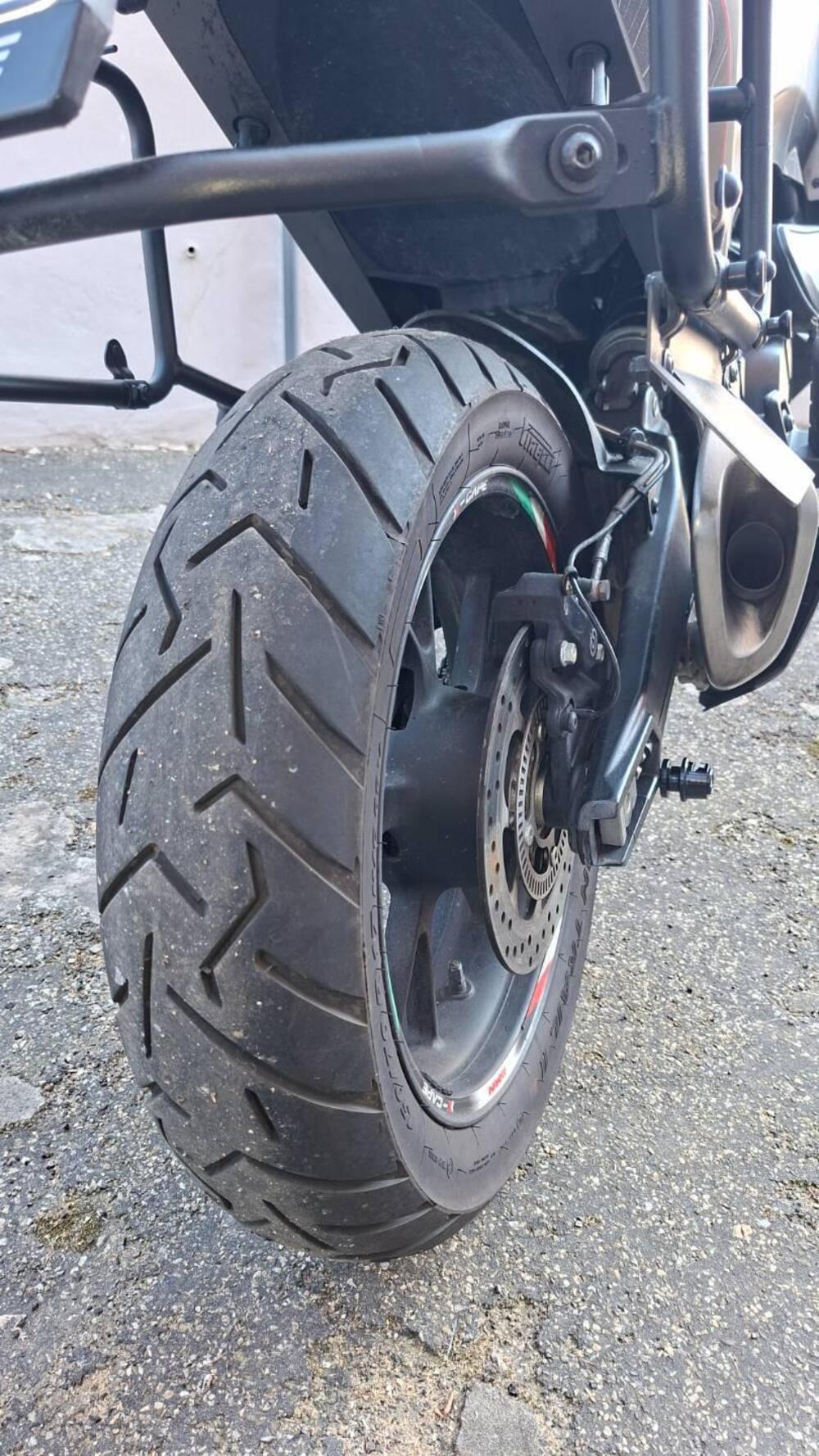 Moto Morini X-Cape 650 (2021 - 26) (7)