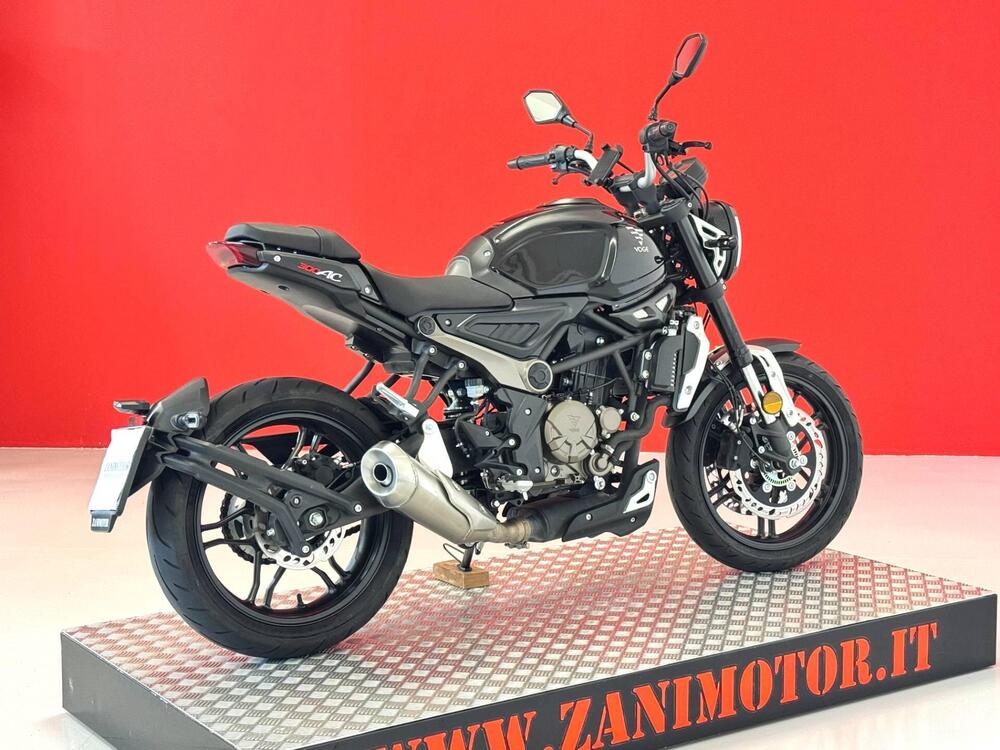 Voge Trofeo 300AC (2021 - 26) (8)