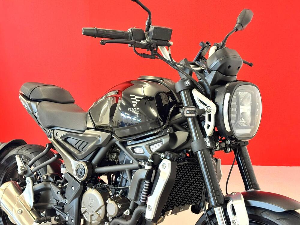 Voge Trofeo 300AC (2021 - 26) (9)