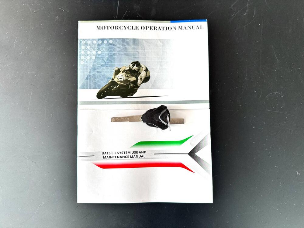 Voge Trofeo 300AC (2021 - 26) (19)