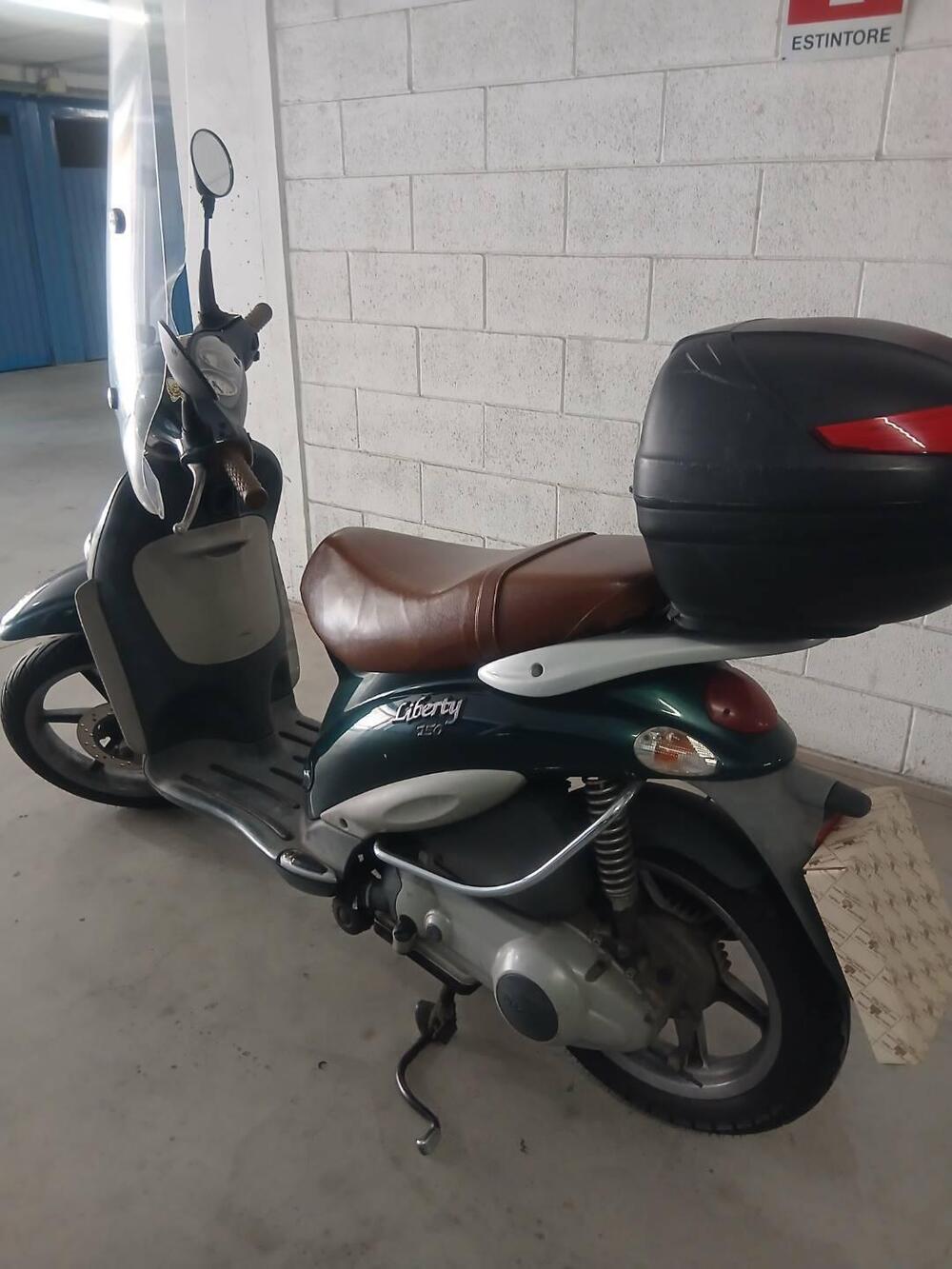 Piaggio Liberty 150 LE 4T (2000 - 03) (2)