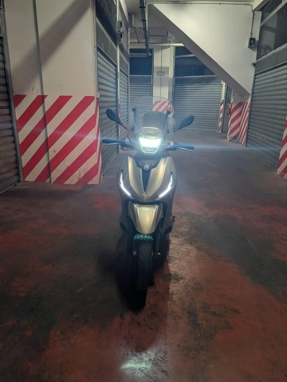 Piaggio Beverly 400 ABS-ASR (2021 - 24)