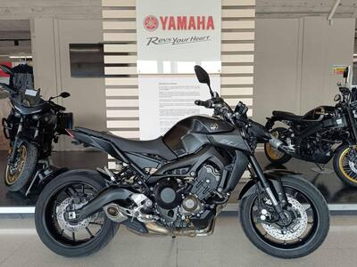 Yamaha MT-09 (2017 - 20) usata