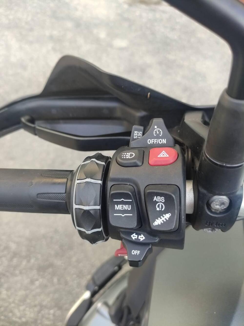 Bmw R 1200 R (2017 - 18) (5)