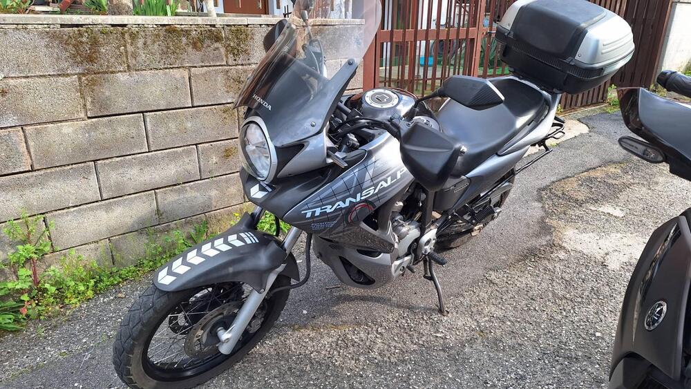 Honda Transalp XL 700 V (2007 - 2013) (2)