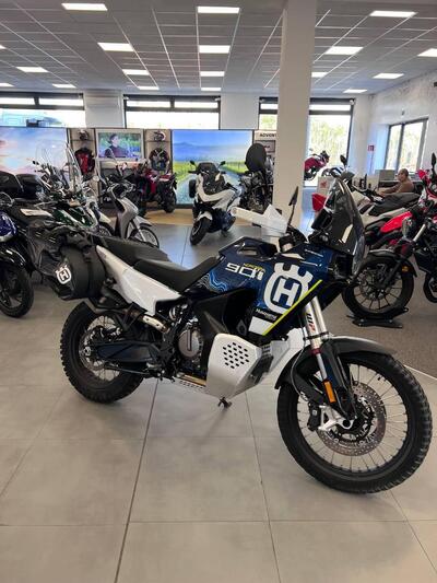 Husqvarna Norden 901 Expedition (2023 - 24) usata