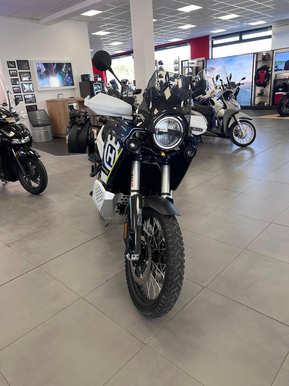 Husqvarna Norden 901 Expedition (2023 - 24) (2)