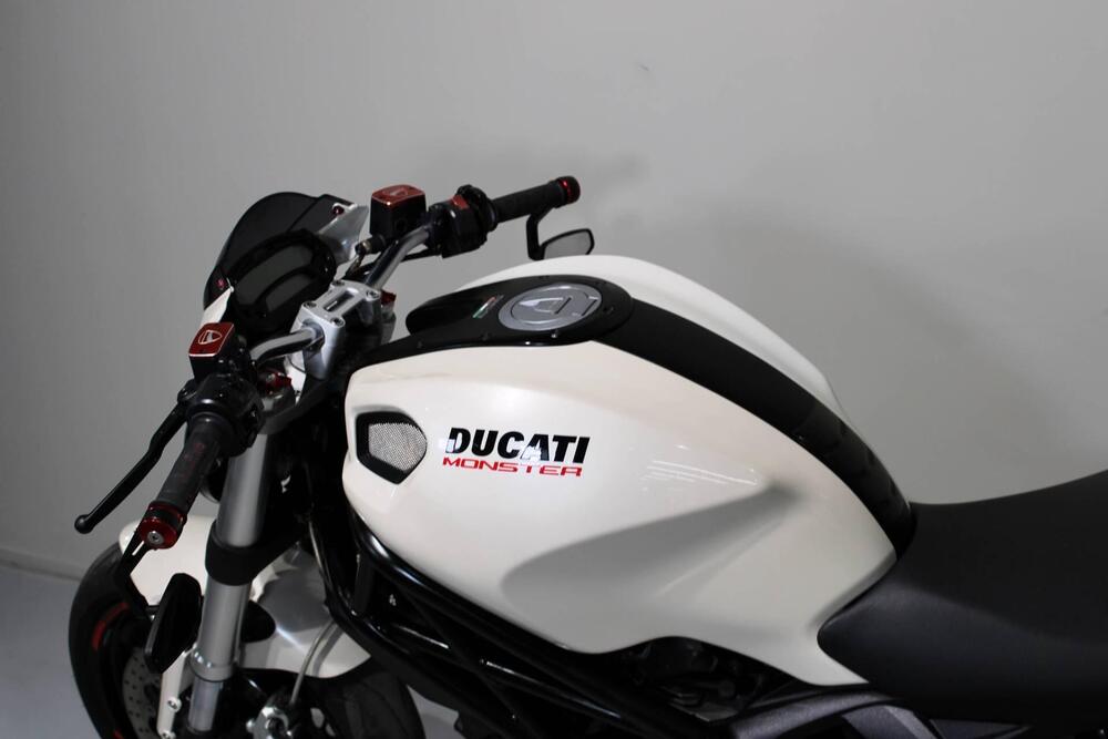 Ducati Monster 696 (2008 - 13) (5)