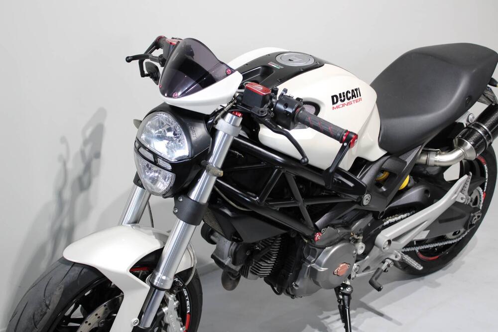 Ducati Monster 696 (2008 - 13) (9)
