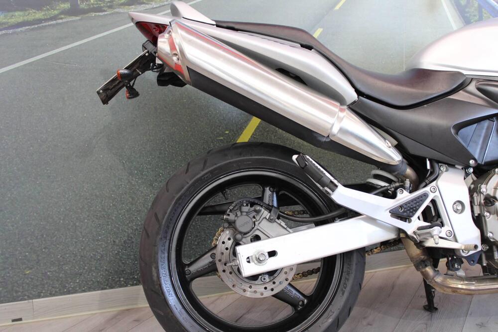 Honda Hornet 600 (2003 - 04) (15)