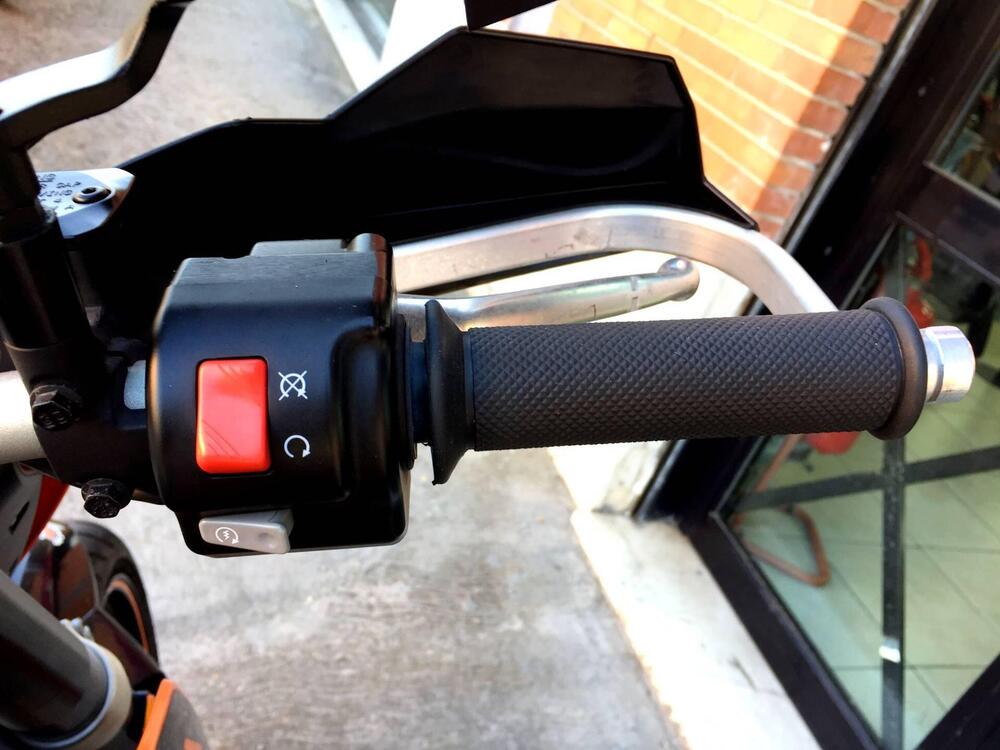 KTM 690 Duke (2016 - 19) (13)