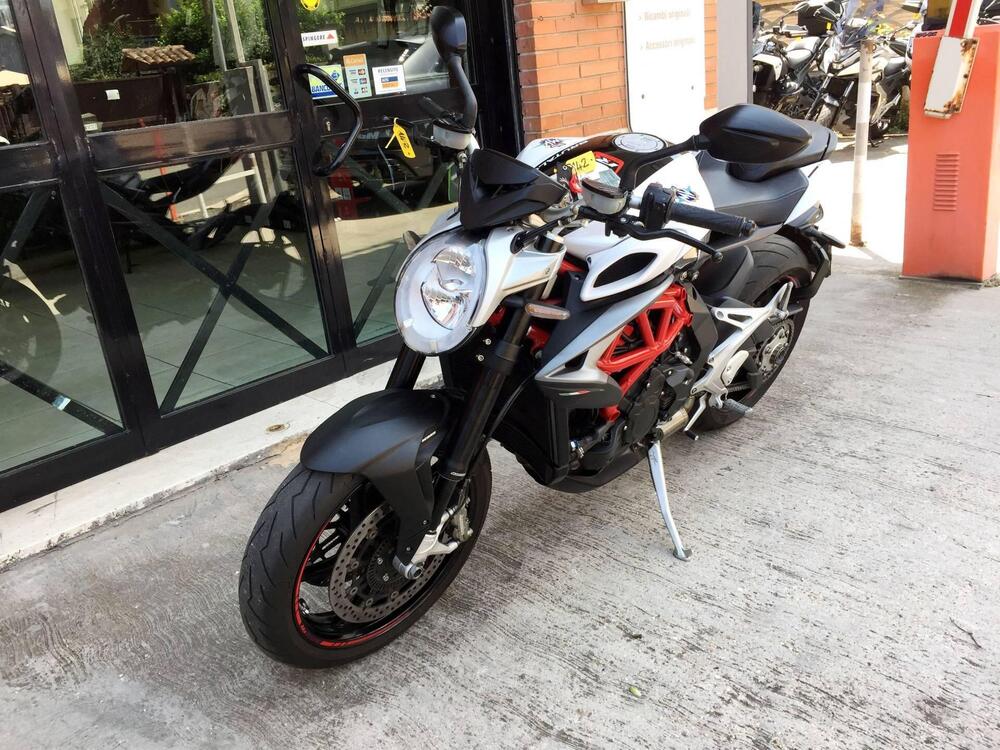 MV Agusta Brutale 800 RR (2017 - 20) (4)